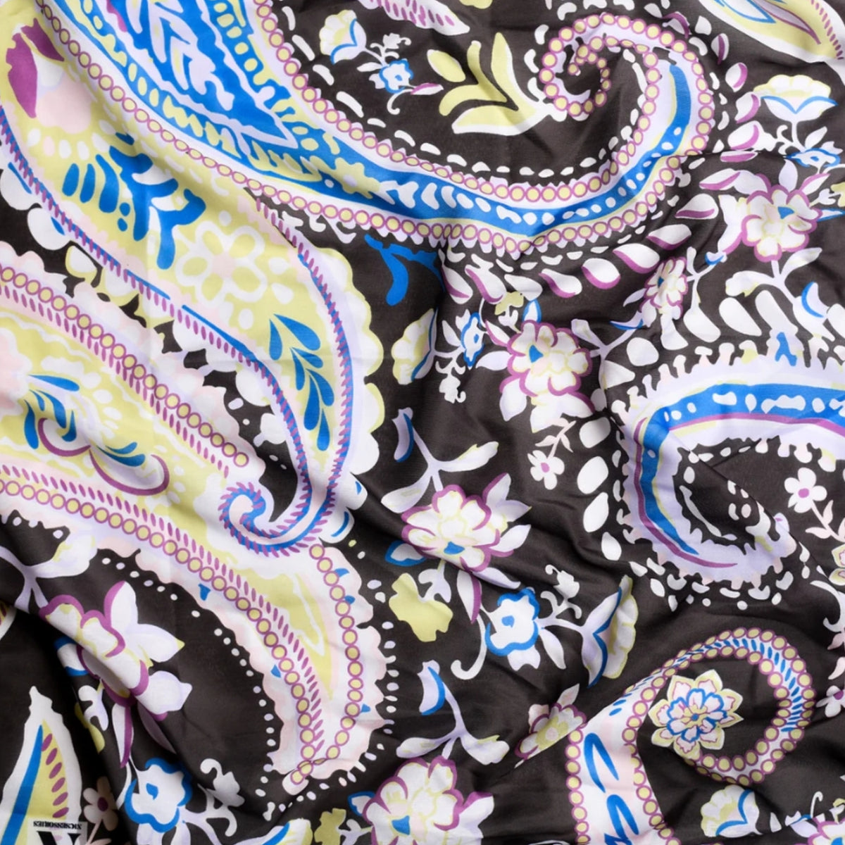 Chocolate Paisley Tichel Nicsessories