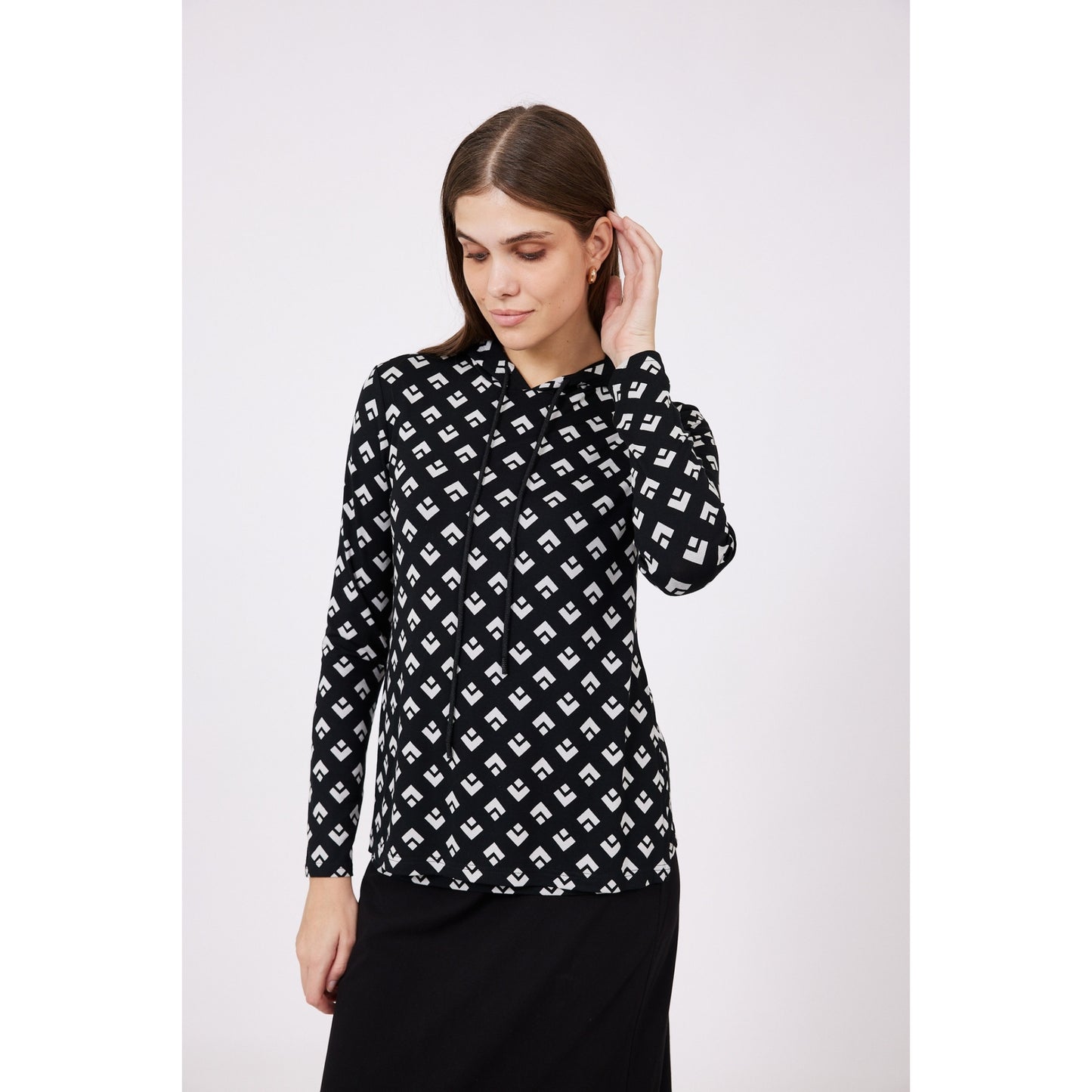 Tanya Top Black & White