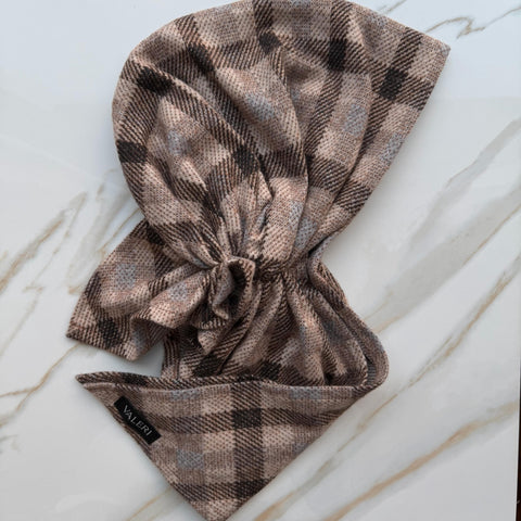 Golden Sparkle Plaid Knit Pre-tied Scarf Valeri