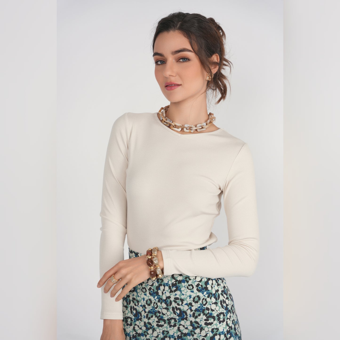 Cream L/S V-Neck Tee Adina LV - The Mimi Boutique