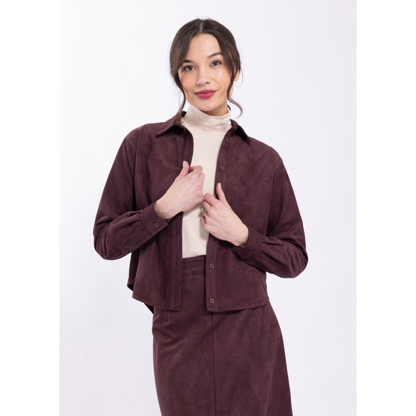 Suede Boxy Cropped Shirt Plum