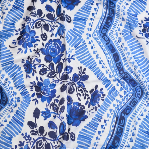 FarmRio Cobalt Roses Tichel Nicsessories