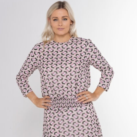 Funky Geometric Top by Ivee