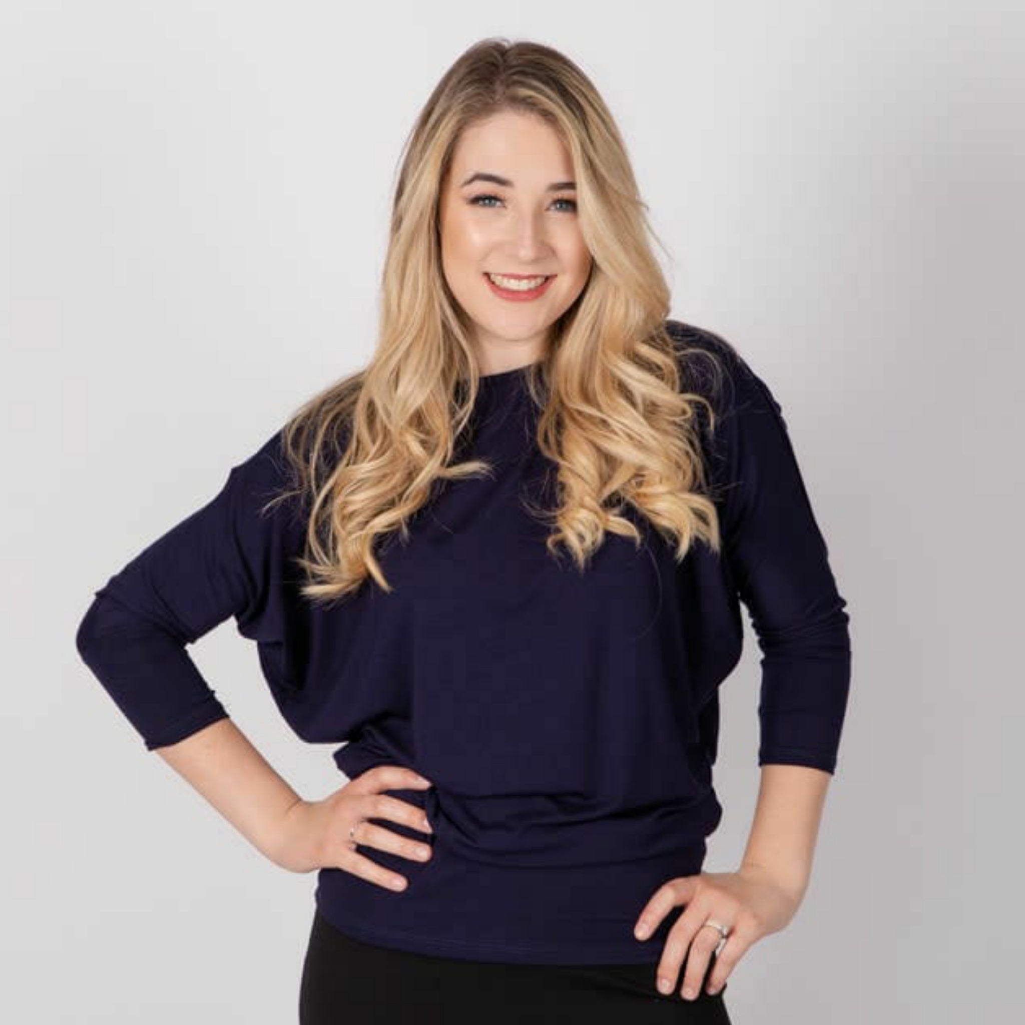 Waisted Dolman Top KMW Navy – The Mimi Boutique