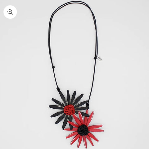 Black & Red Amaya Flower Necklace: Sylca