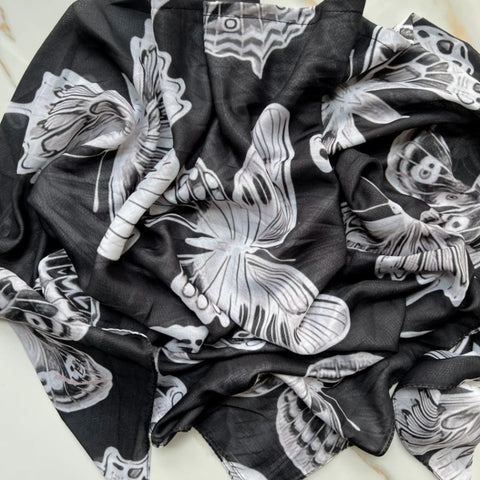 Athalia Triangle Headscarf by Valeri