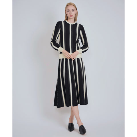 Cream Shimmer Vert Stripe Set by Yal