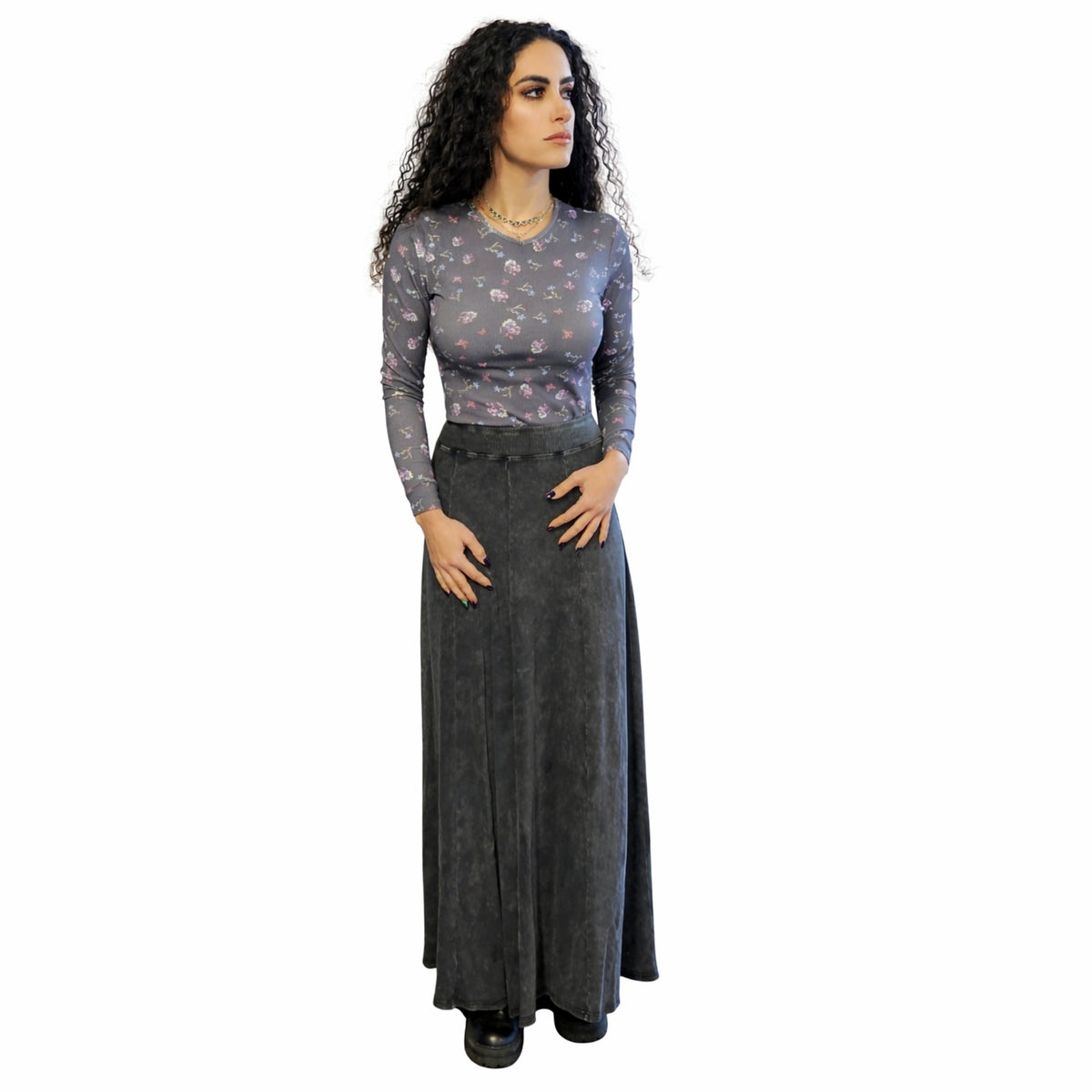 Grey Floral Microribbed V neck Tee