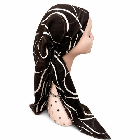 Black/White Circle Geo Pre-Tied Scarf Atifa