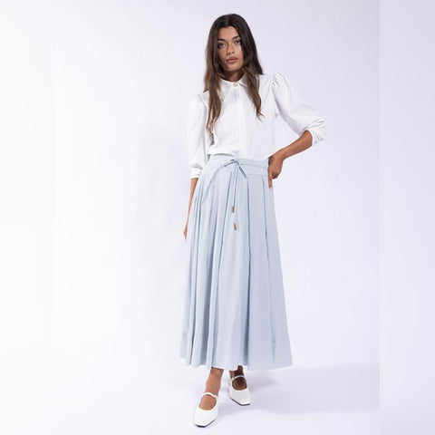 Light Blue High-Waisted Pleate Skirt