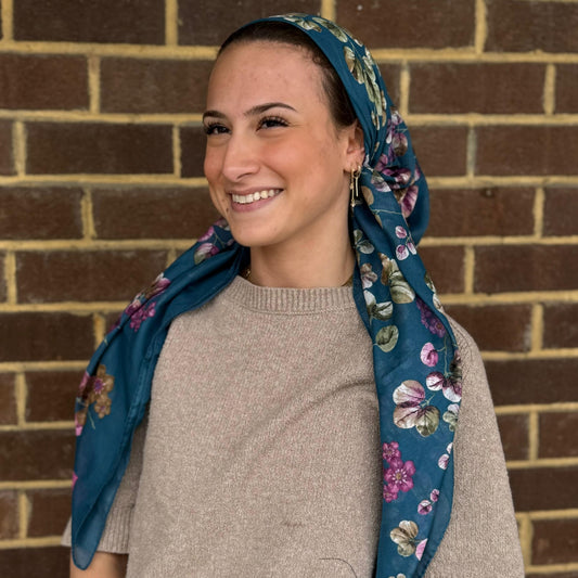 Elegant Flowers Pre-Tied Scarf Atifa