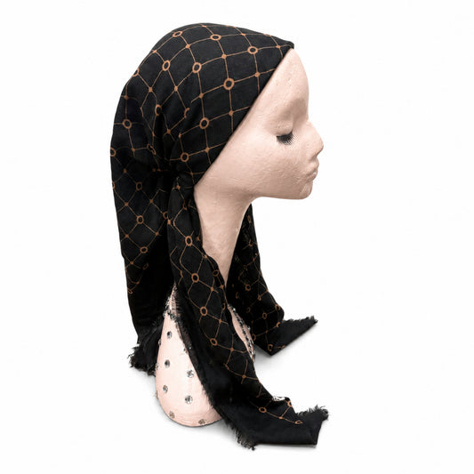 Shapes Pre-Tied Scarf Atifa