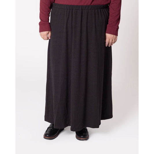 The Exclusive Black Maxi Skirt Swuun