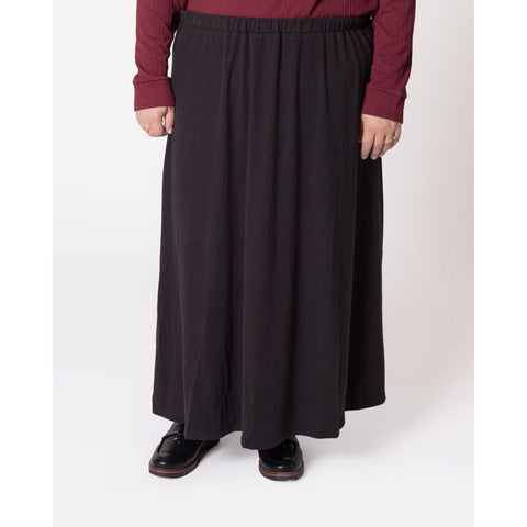 The Exclusive Black Maxi Skirt Swuun