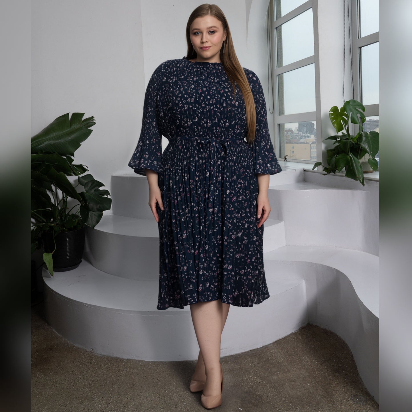 Jenna 2.0 Plus Navy Floral Dress
