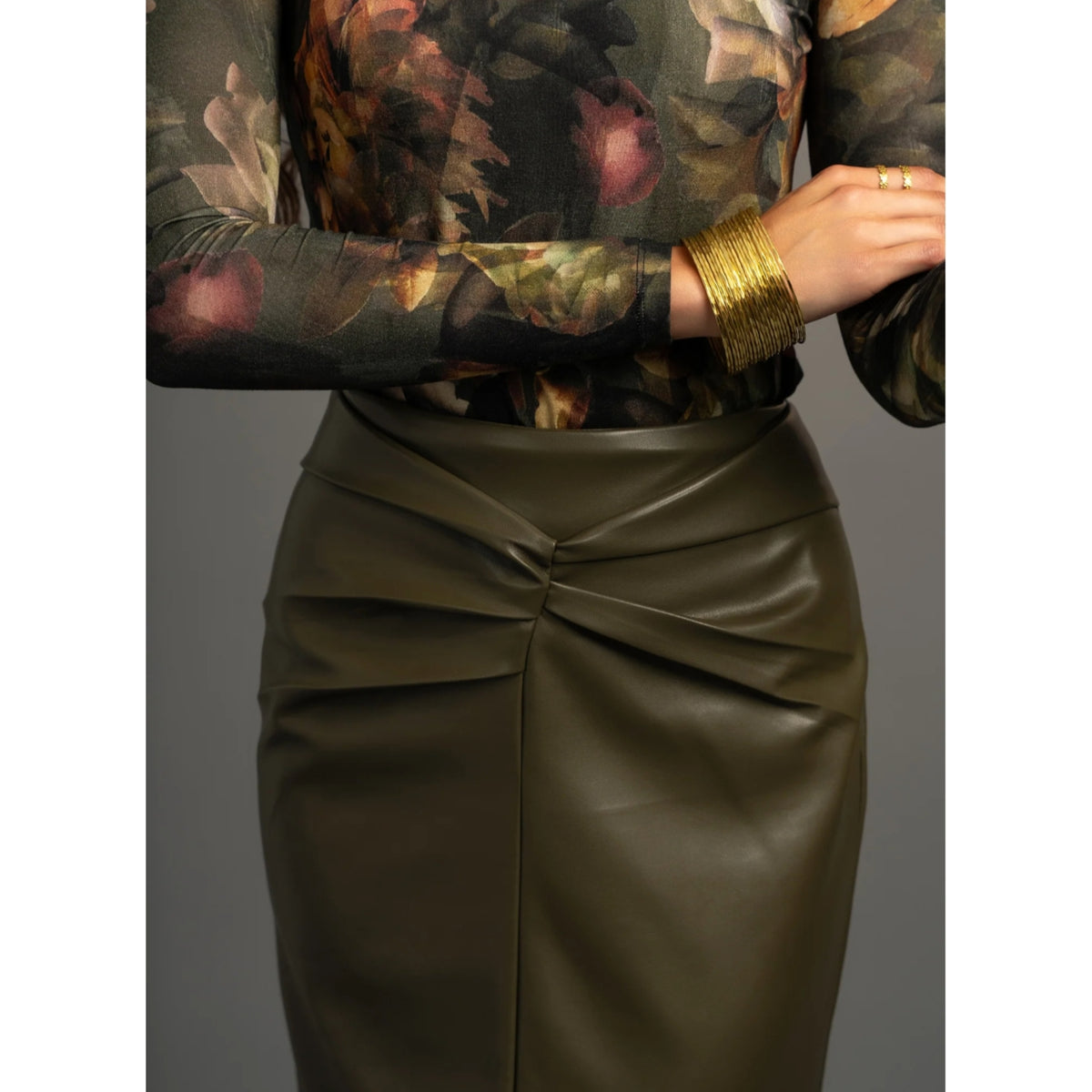 Musubi Knot Olive Leather Skirt