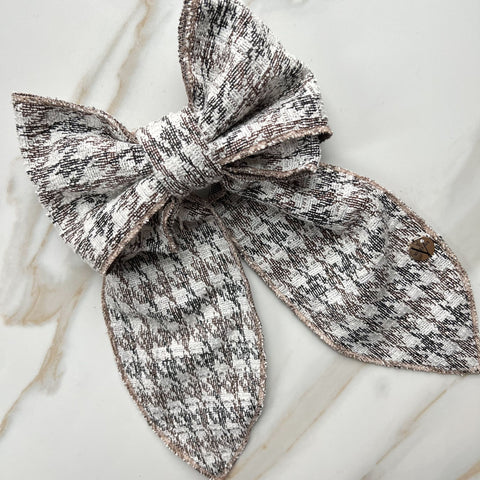 Anna Houndstooth Bow by Valeri