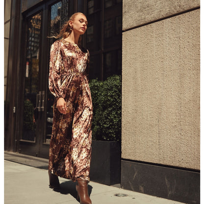 Becca Dress Cafe Velvet Adina LV
