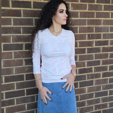 Toile Pink/ White Microribbed V neck Tee