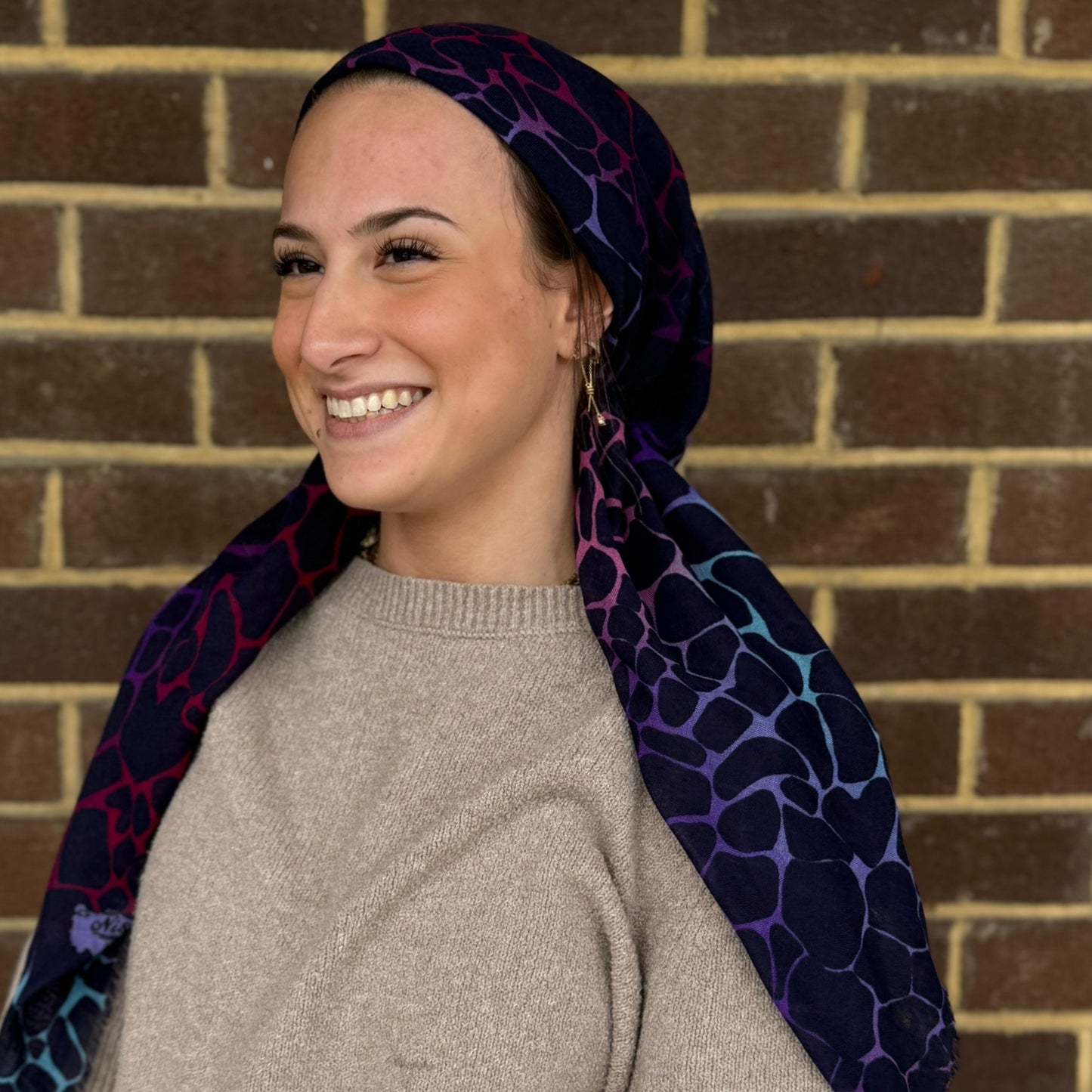 Giraffe Pre-Tied Scarf Atifa