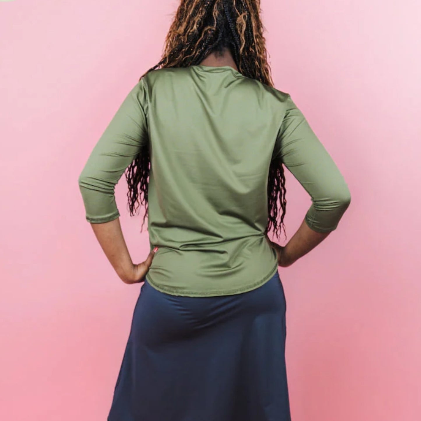 Army Green Performance Quarter Sleeve Top Transcendent