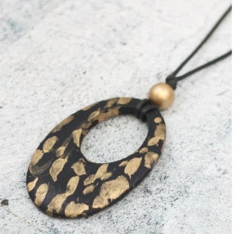 Sylca Necklace: Black & Gold Ember - The Mimi Boutique