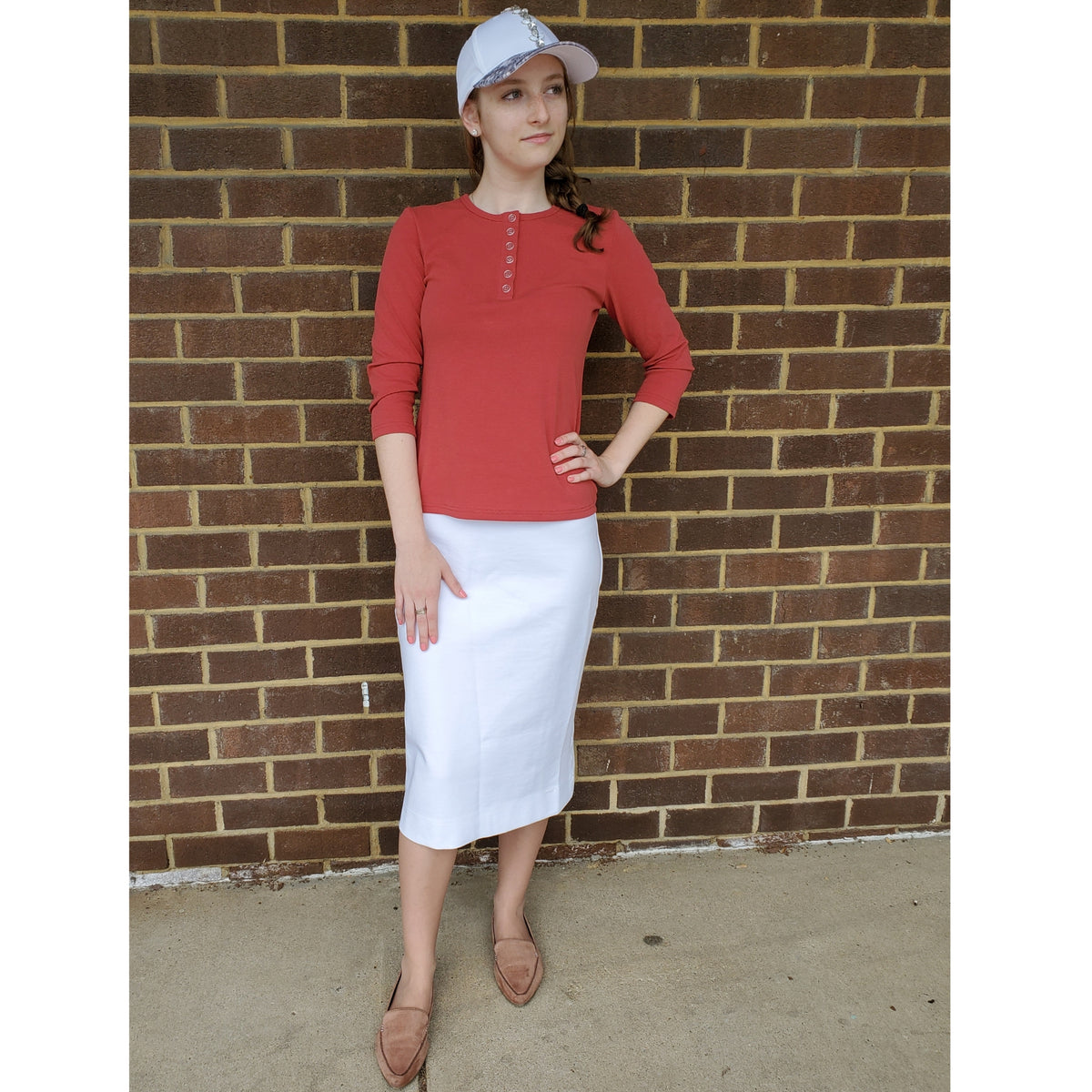 Ponti Ivee Straight Skirt: Ivory 25"