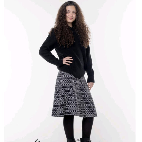 Black & White Print Knit Knee Skirt By Lilac