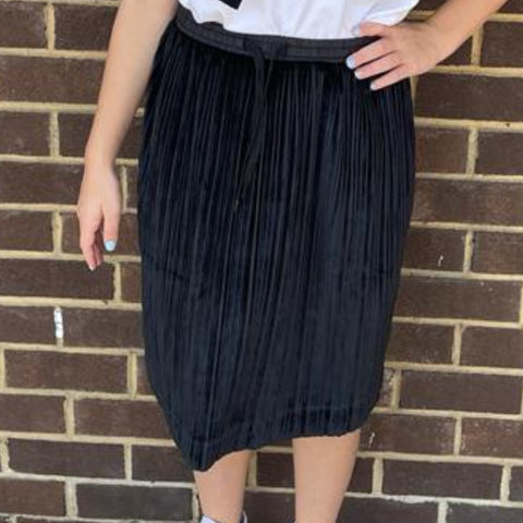 Velvet Pleated Drawstring Skirt