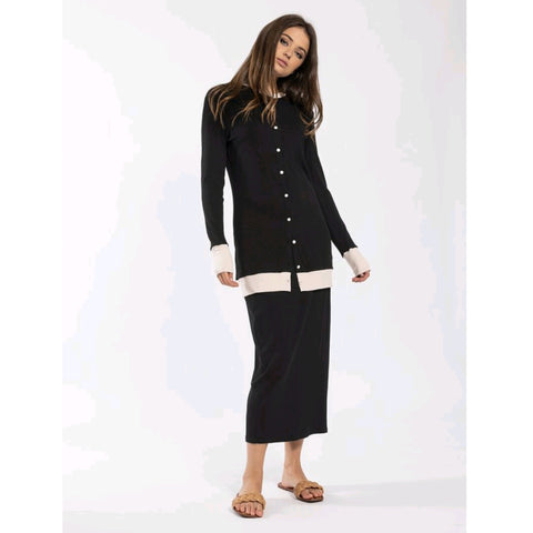 Black Ribbed Straight Skirt by Monn