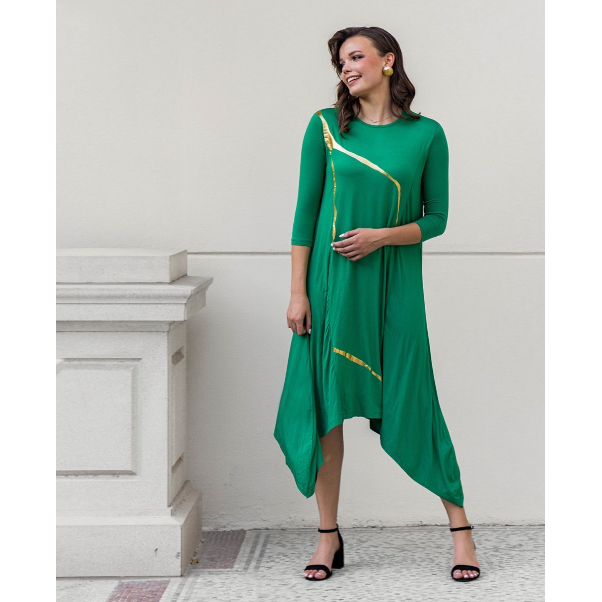 Erina Dress by Mikah: Emerald Green/Gold The Mimi Boutique Erina Dress by Mikah: Emerald Green/Gold The Mimi Boutique